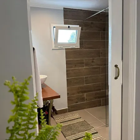 Refugio Do Nevoeiro T1